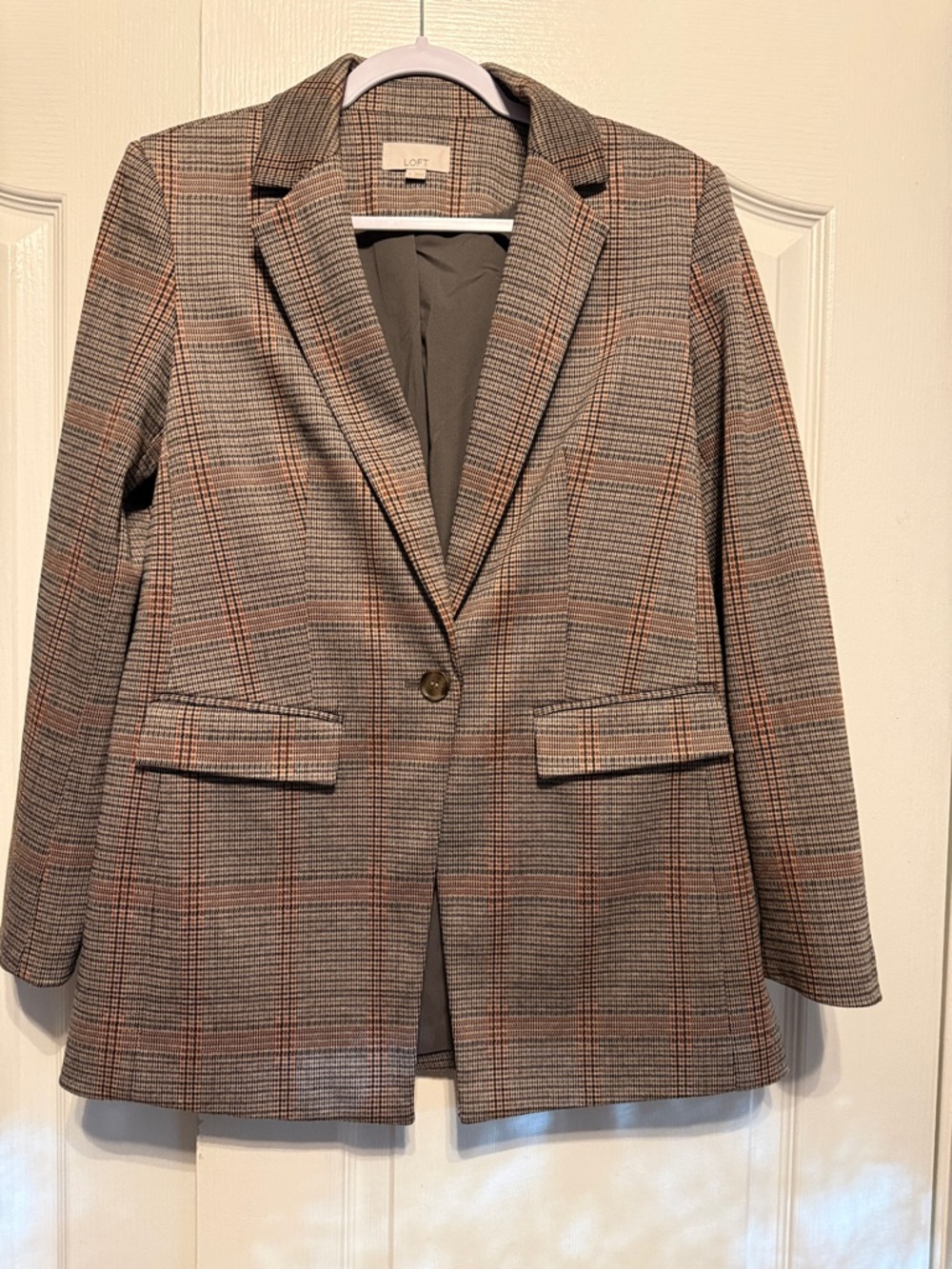 LOFT Plaid Single-Button Blazer in Gray with Rust Windowpane